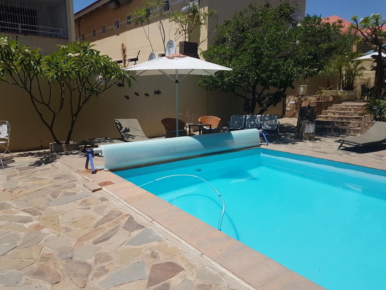 Hotel Pension Steiner Windhoek Eksteriør bilde