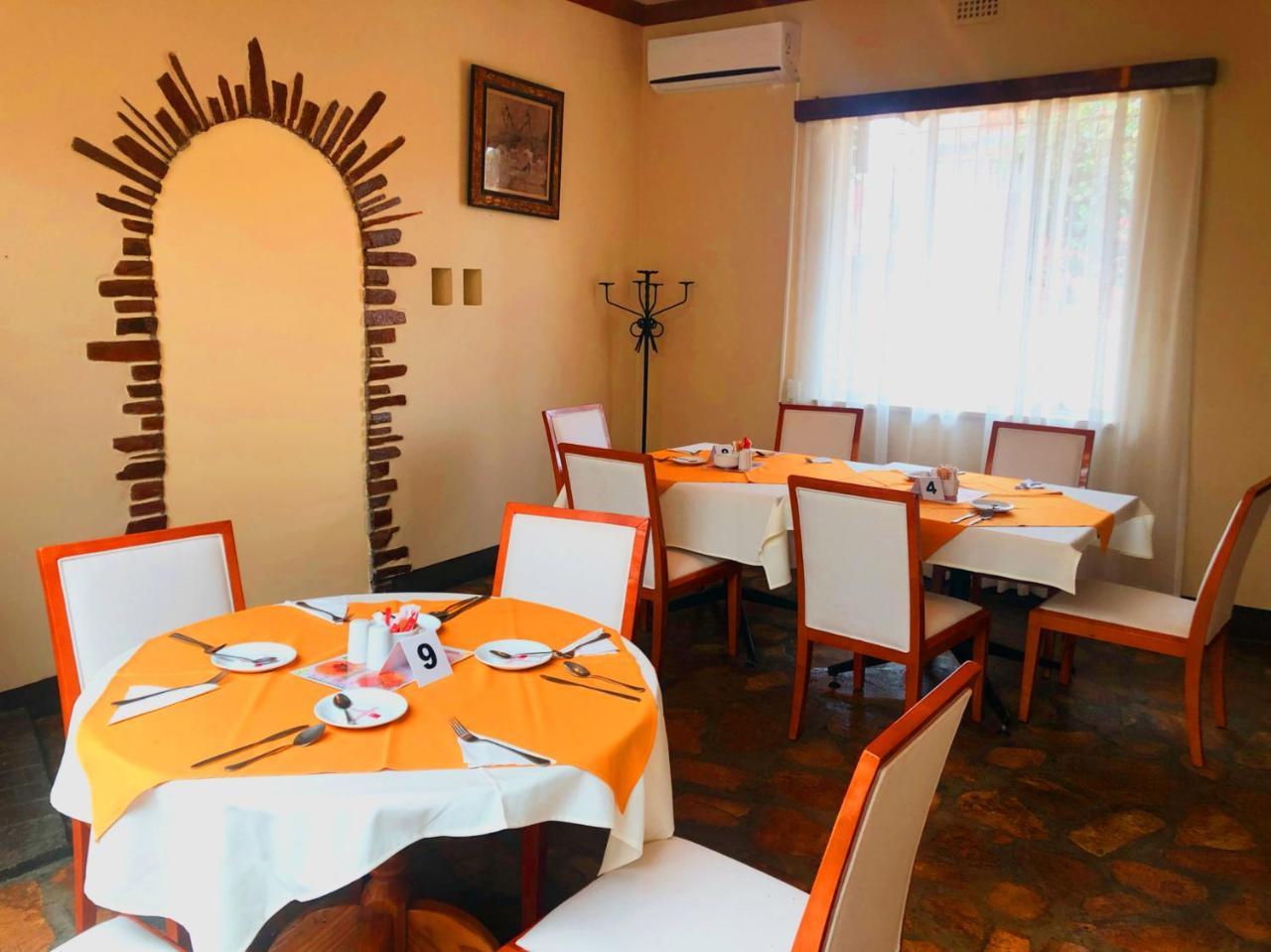Hotel Pension Steiner Windhoek Eksteriør bilde