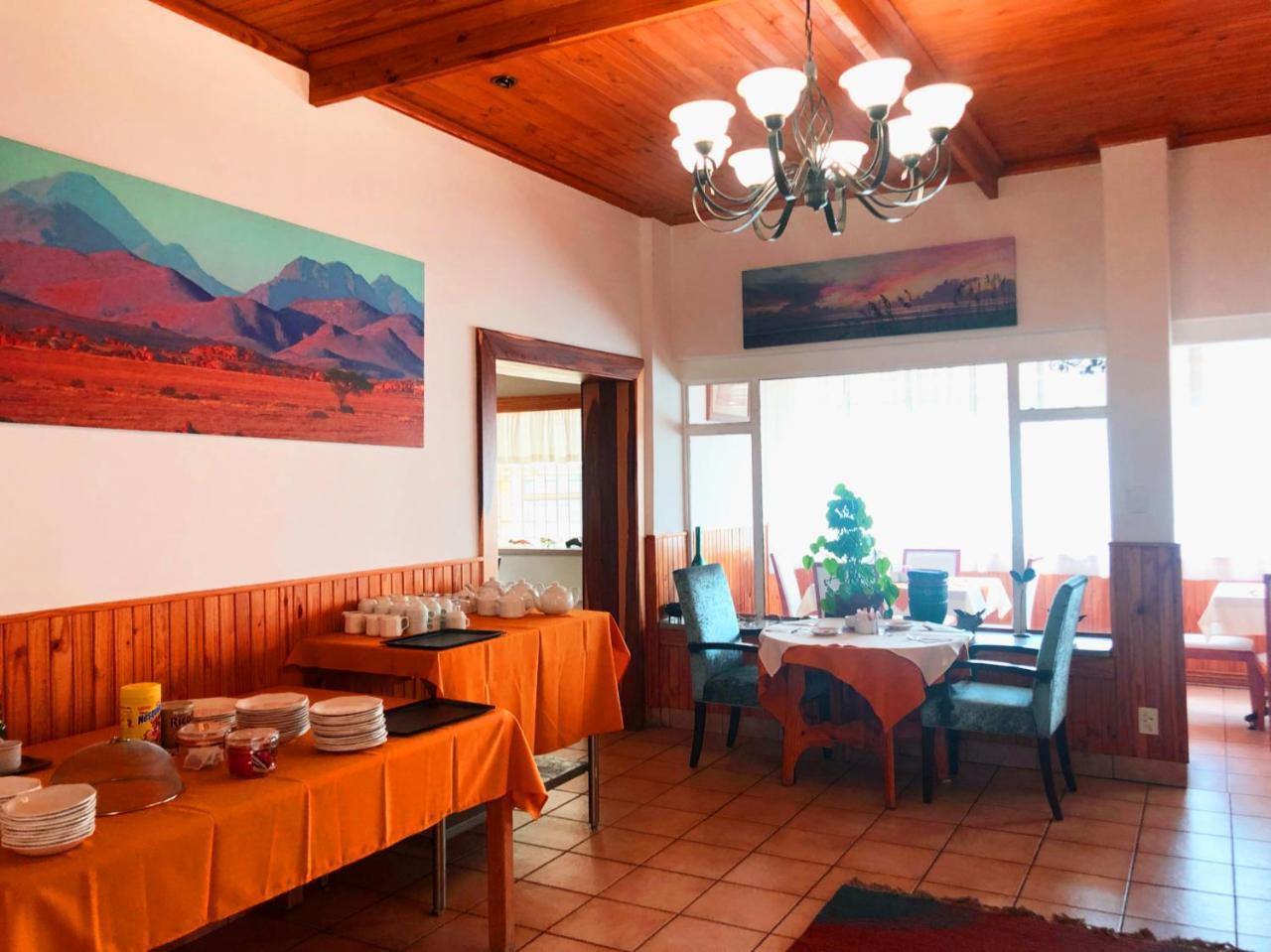 Hotel Pension Steiner Windhoek Eksteriør bilde